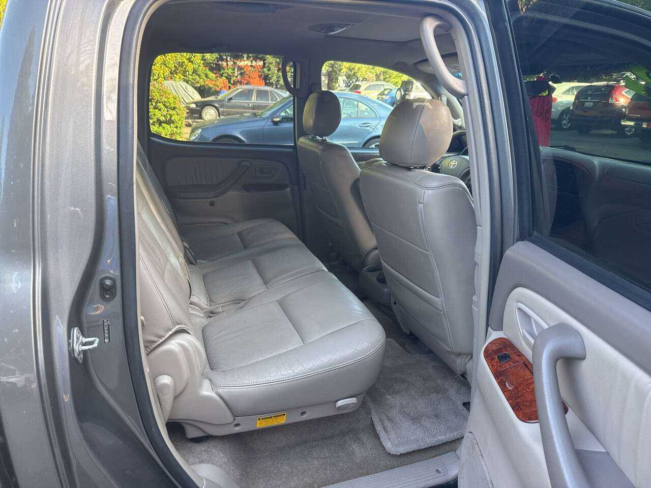 Toyota Tundra Image 5