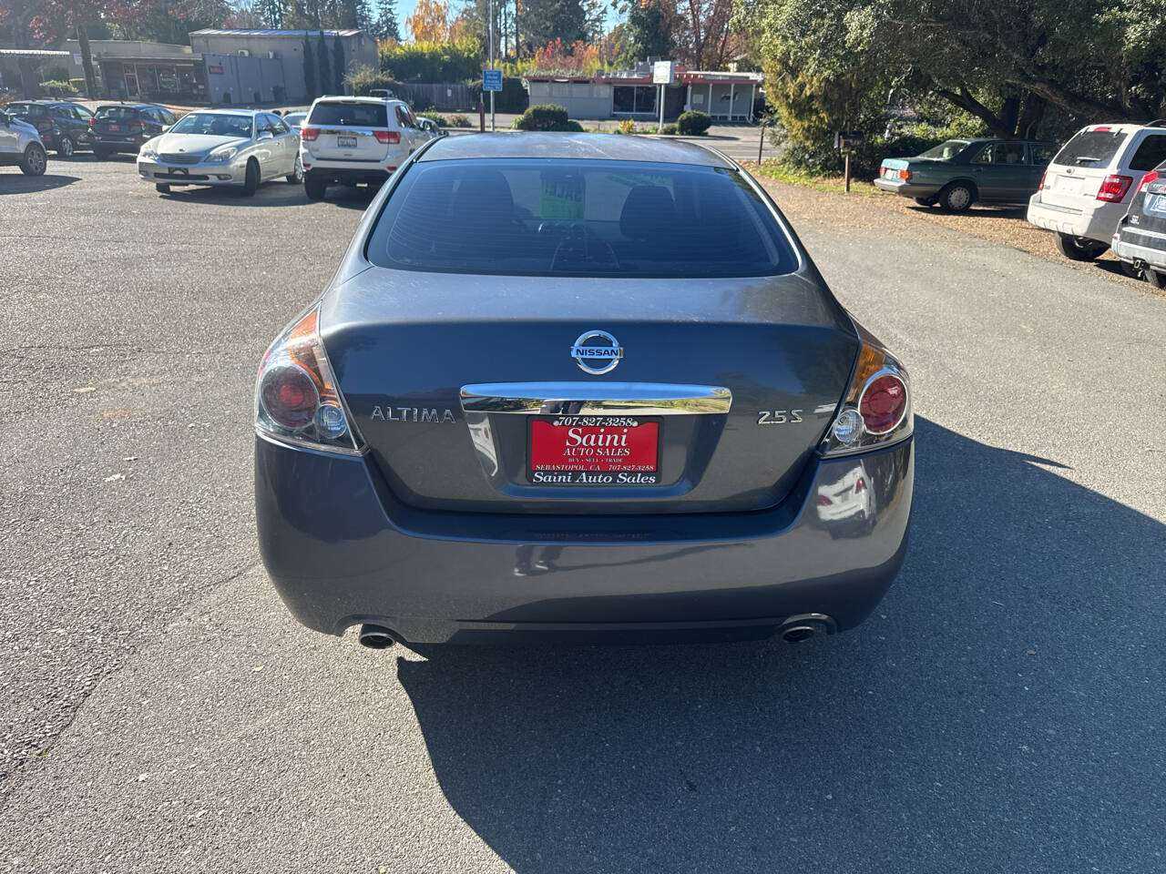 Nissan Altima Image 4