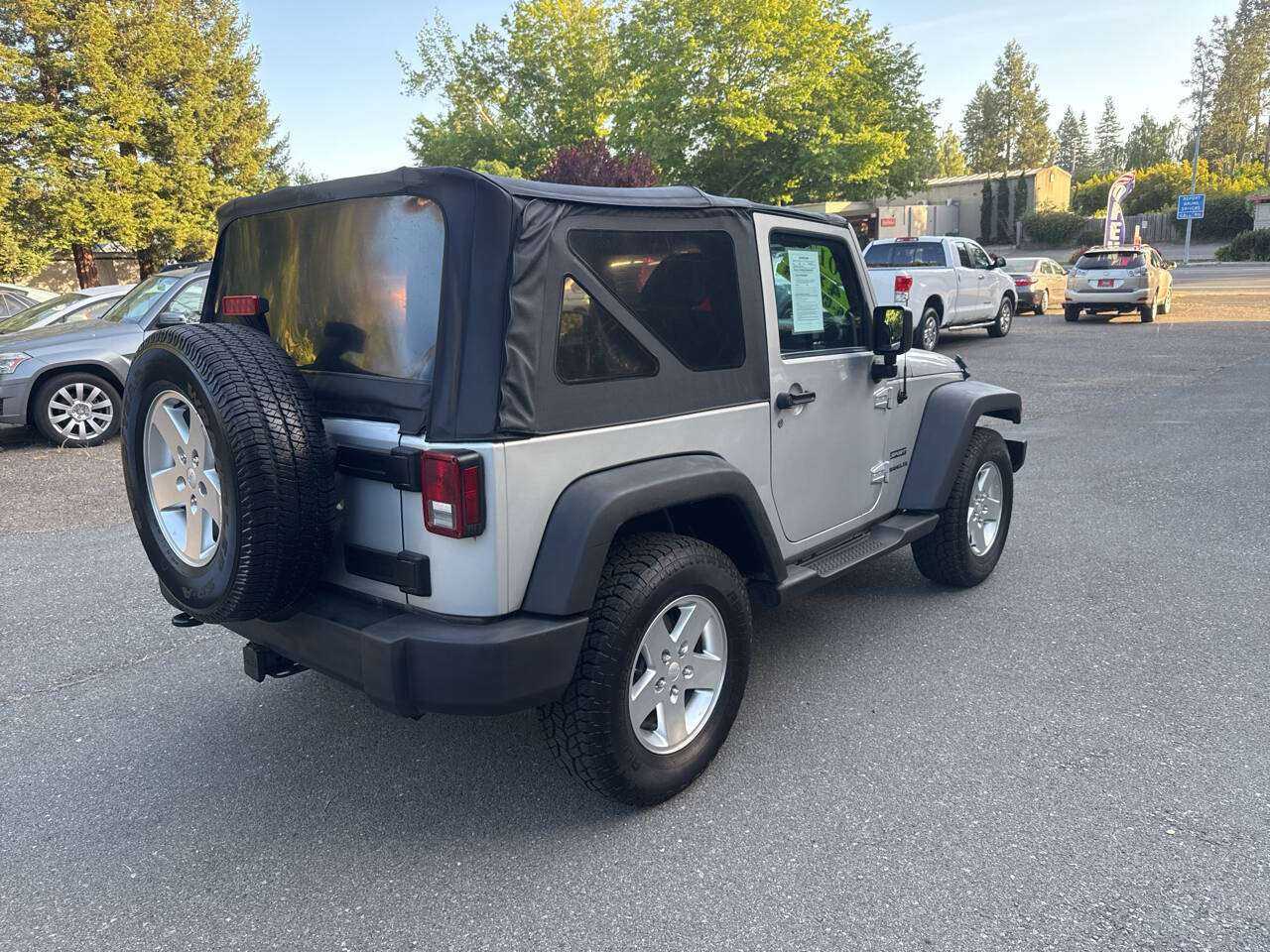 Jeep Wrangler Image 3