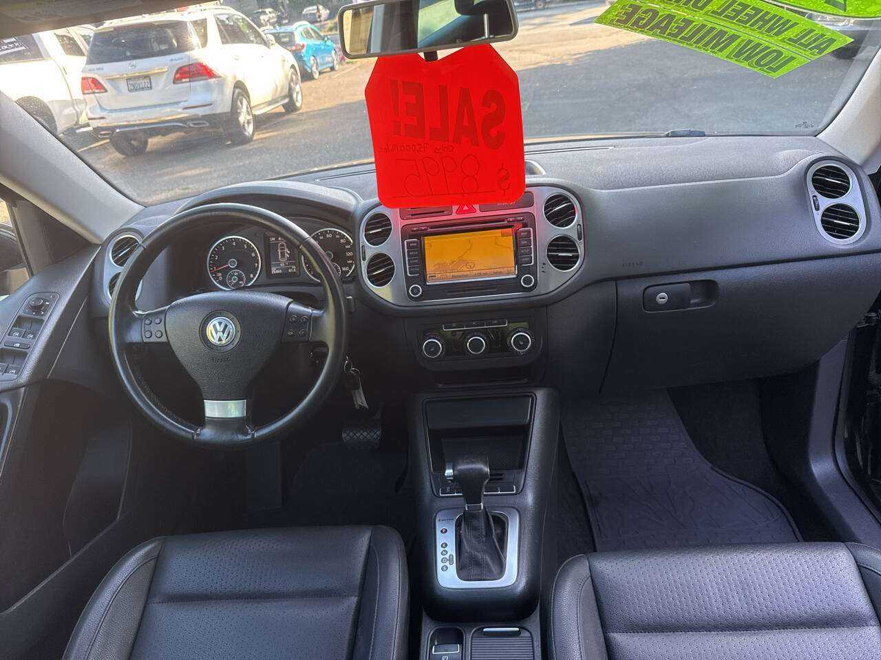 Volkswagen Tiguan Image 8