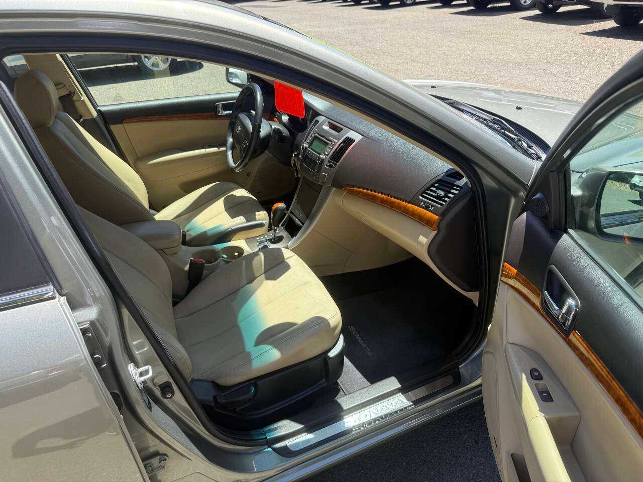 Hyundai Sonata Image 6