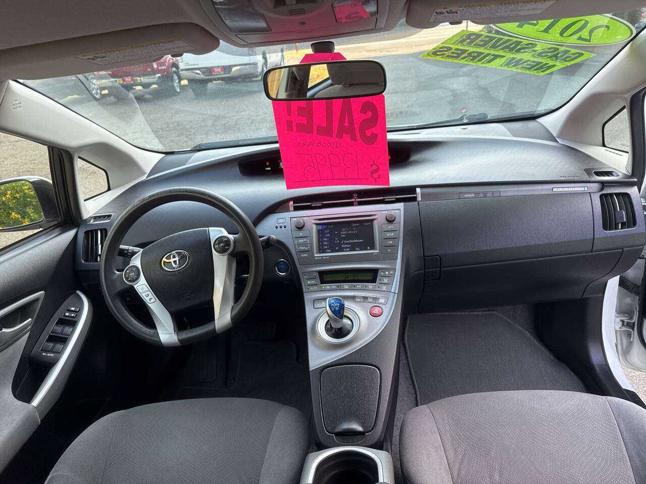 Toyota Prius Plug-in Hybrid Image 8