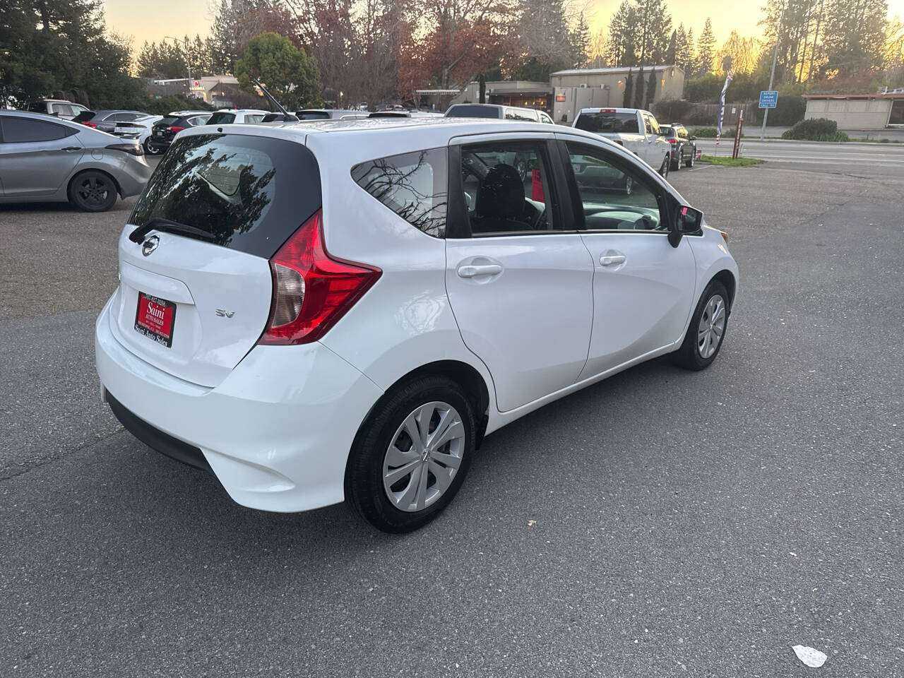 Nissan Versa Note Image 3