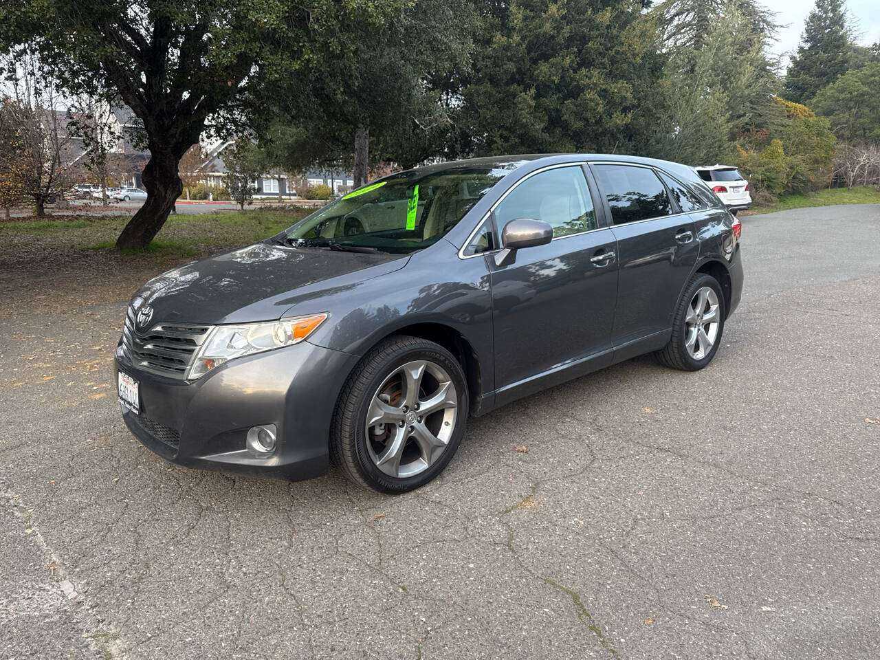 Toyota Venza Image 1