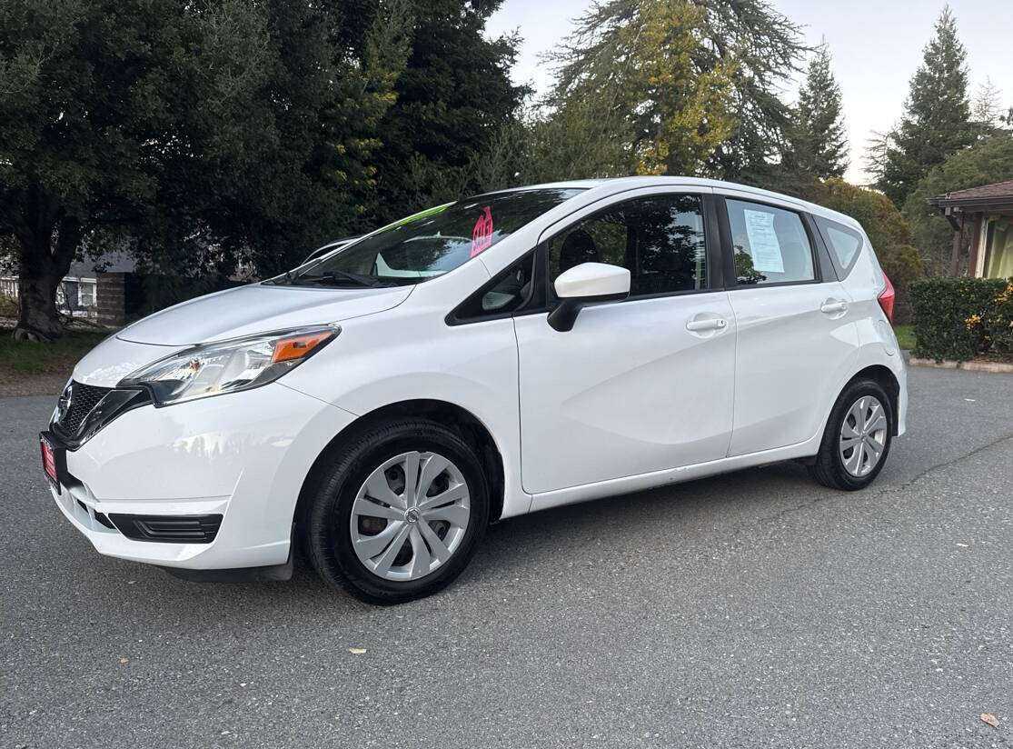 Nissan Versa Note Image 1