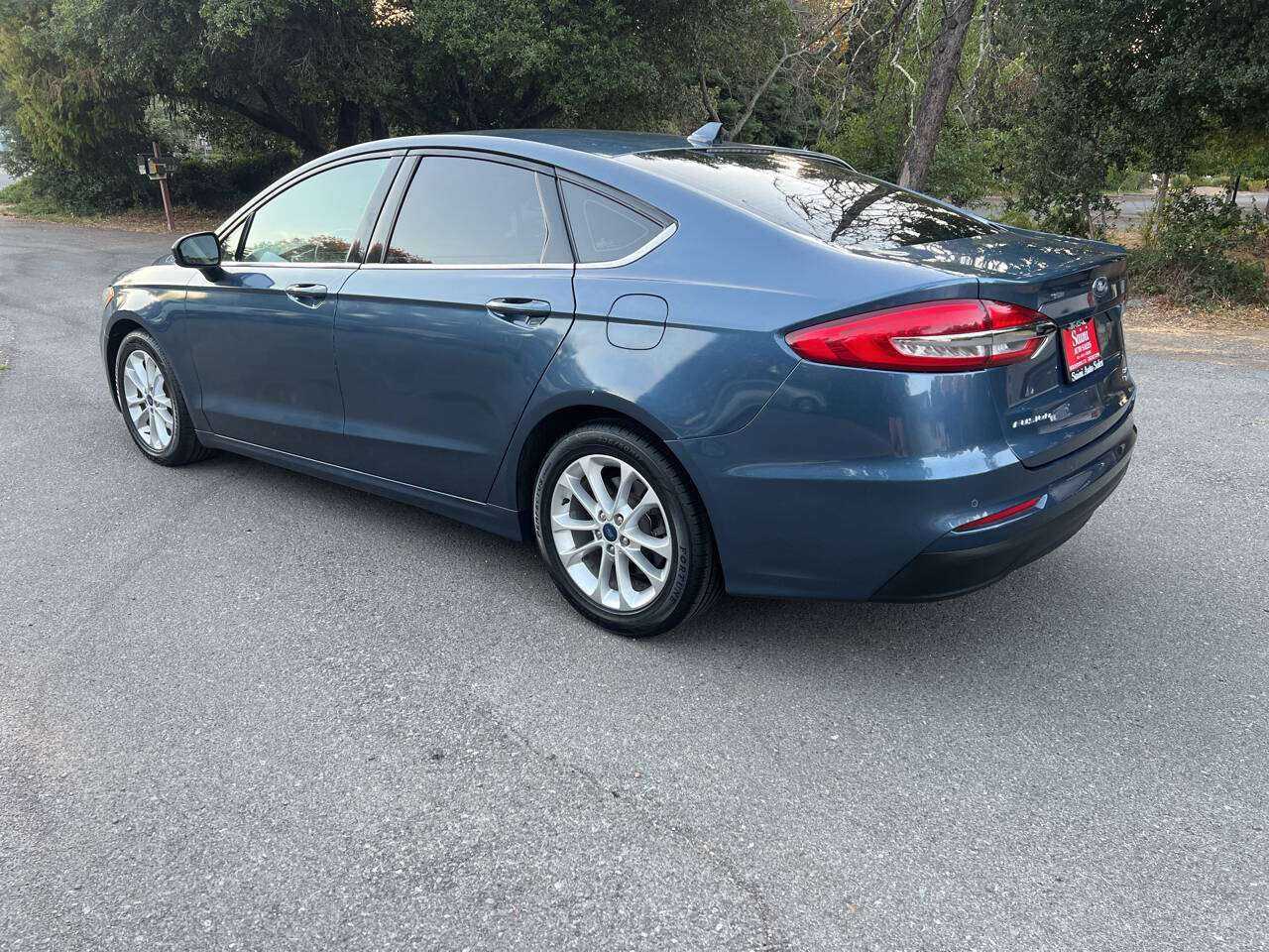 Ford Fusion Image 4