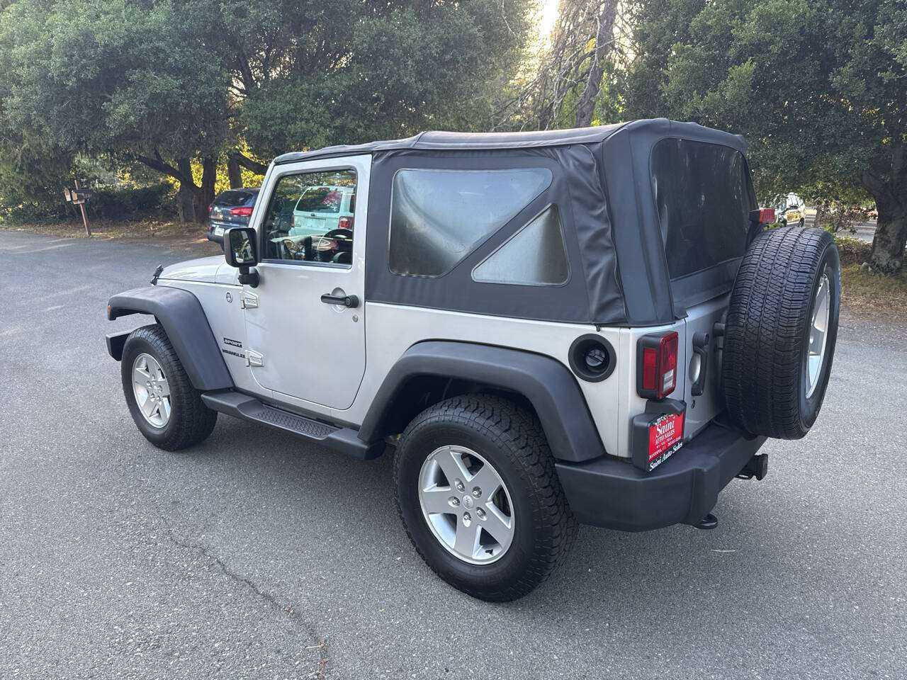 Jeep Wrangler Image 5