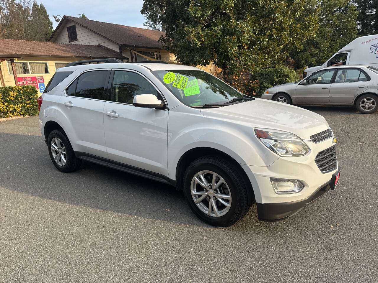 Chevrolet Equinox Image 2