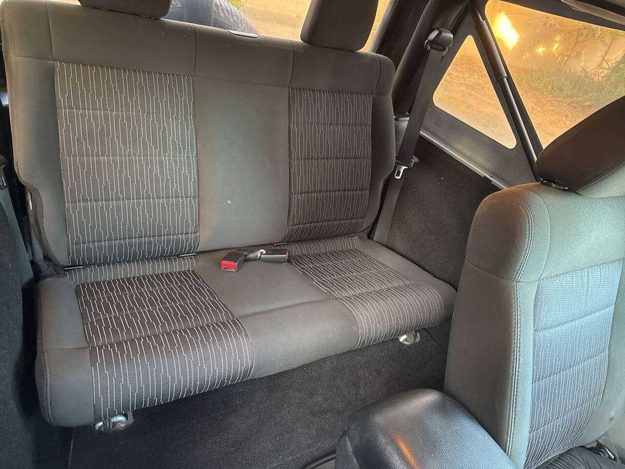 Jeep Wrangler Image 7