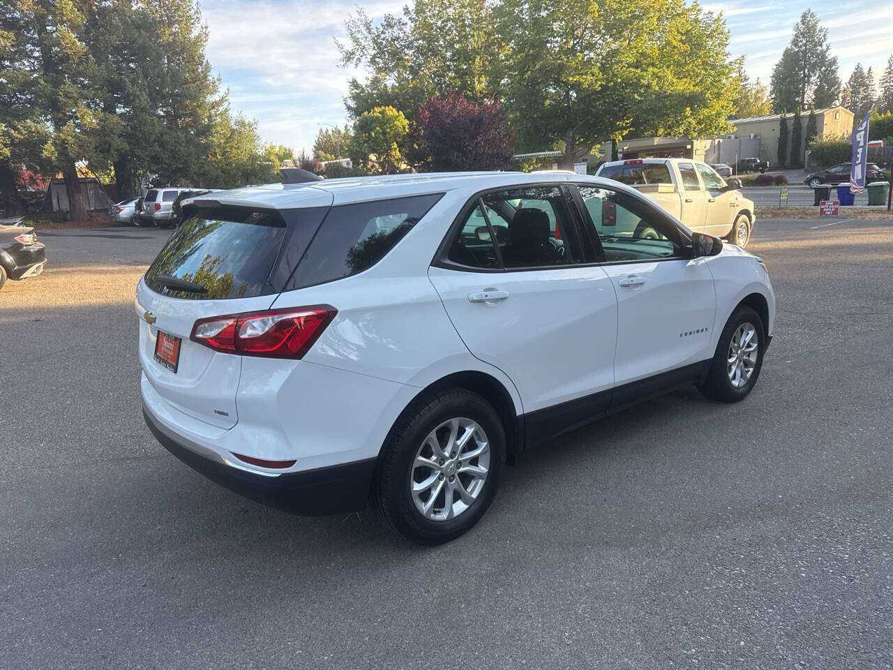 Chevrolet Equinox Image 3