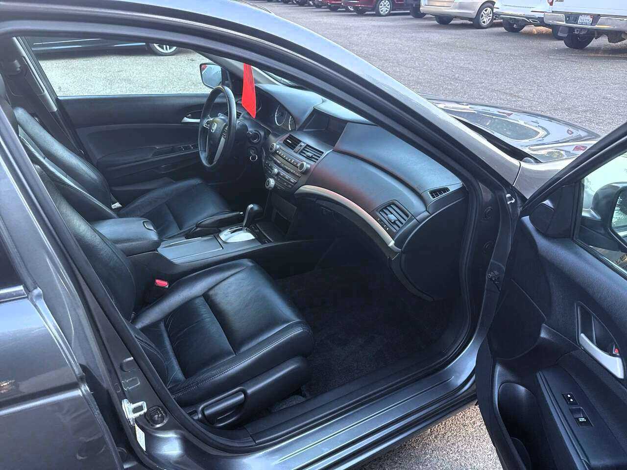 Honda Accord Image 6