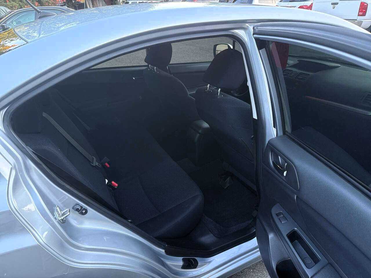 Subaru Impreza Image 6