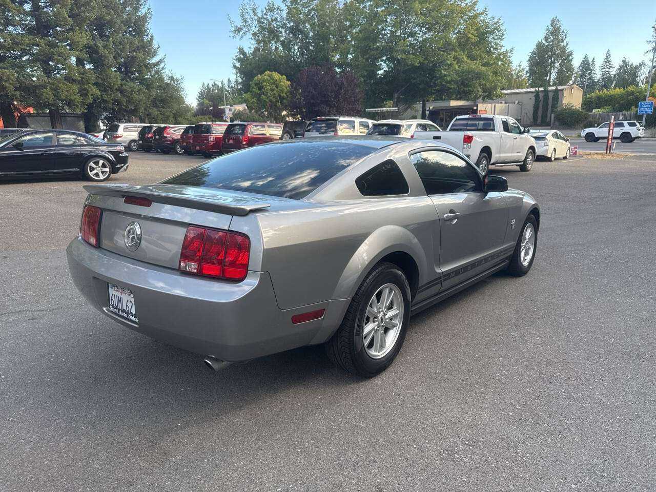 Ford Mustang Image 3